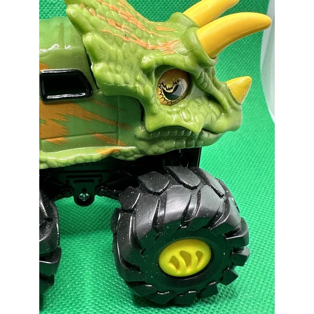 Toy State Industrial Triceratops Monster Truck Pullback Rev Up Road Rippers